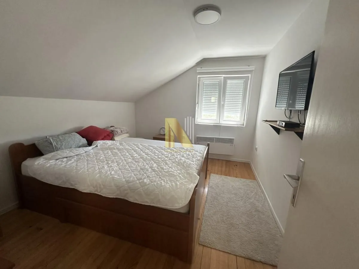 Prodaja, kuća, 150m², Rakovac, Novi Sad Sve Podlokacije