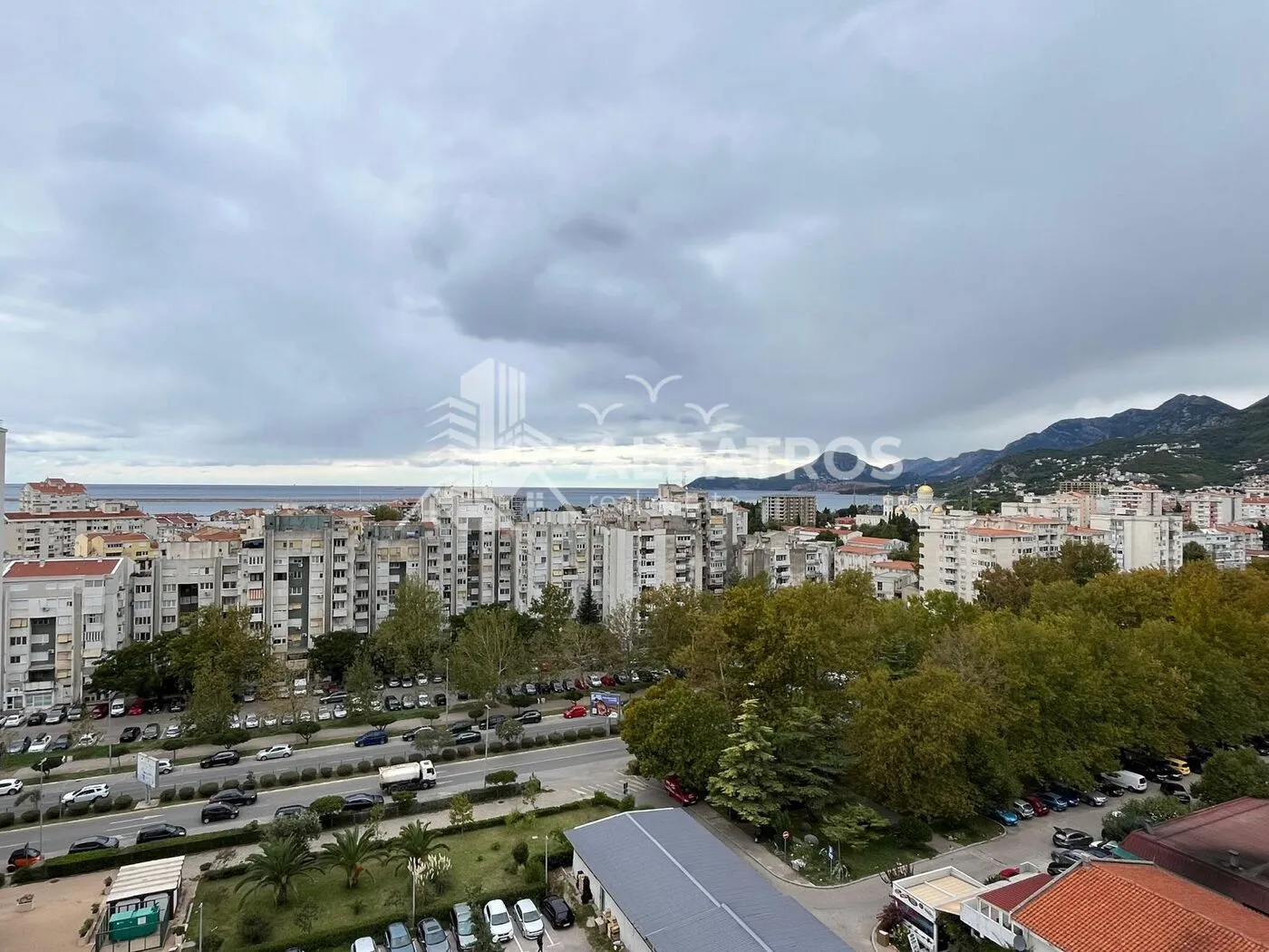 View of the city and the sea from the apartment.