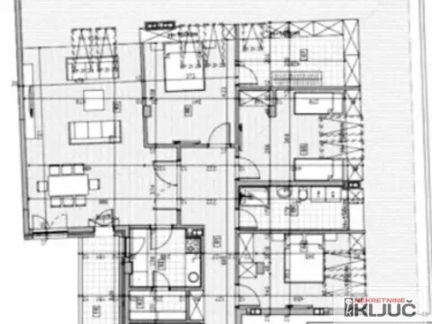 Prodaja, četvorosoban stan, 126m², Centar, Novi Sad