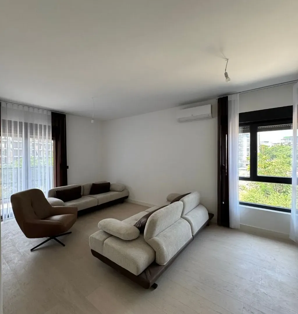 Izdavanje, jednosoban stan, 53m², Podgorica, Crna Gora