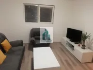 Izdavanje, trosoban stan, 60m², Palilula, Niš - image 1