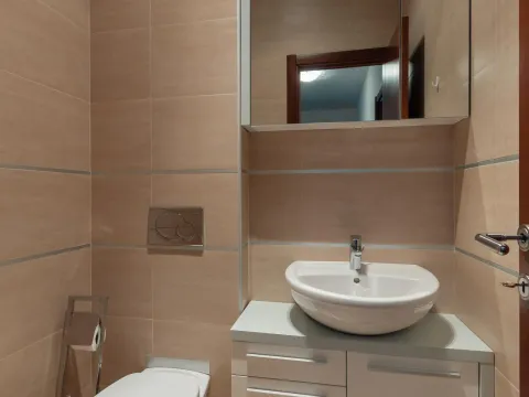 Prodaja, dvosoban stan, 84m², Dobrota, Kotor - image 17
