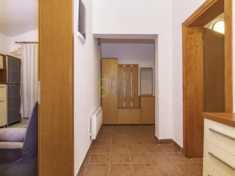 Prodaja, kuća, 400m², Danilovgrad, Crna Gora - image 26