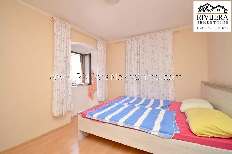 Prodaja, kuća, 105m², Lepetani, Tivat