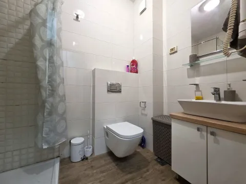 Izdavanje, stan, 47m², City Kvart, Podgorica - image 10