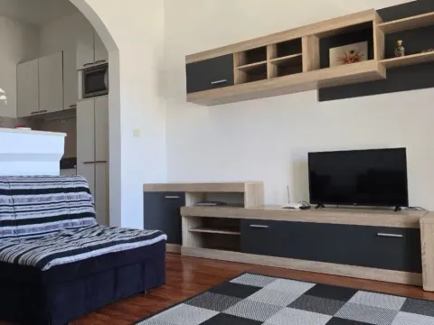 Sale, one bedroom apartment, 34m², Petrovac, Budva - image 4