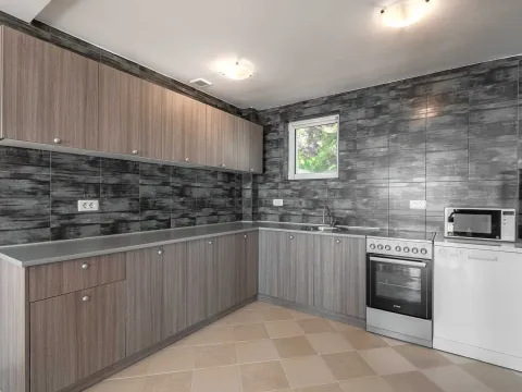 Prodaja, kuća, 380m², Krimovica, Kotor - image 5