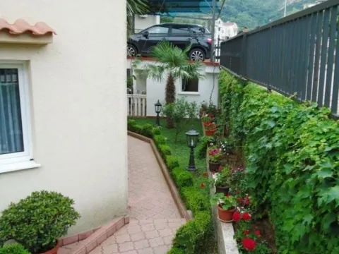 Prodaja, kuća, 400m², Budva, Crna Gora - image 4