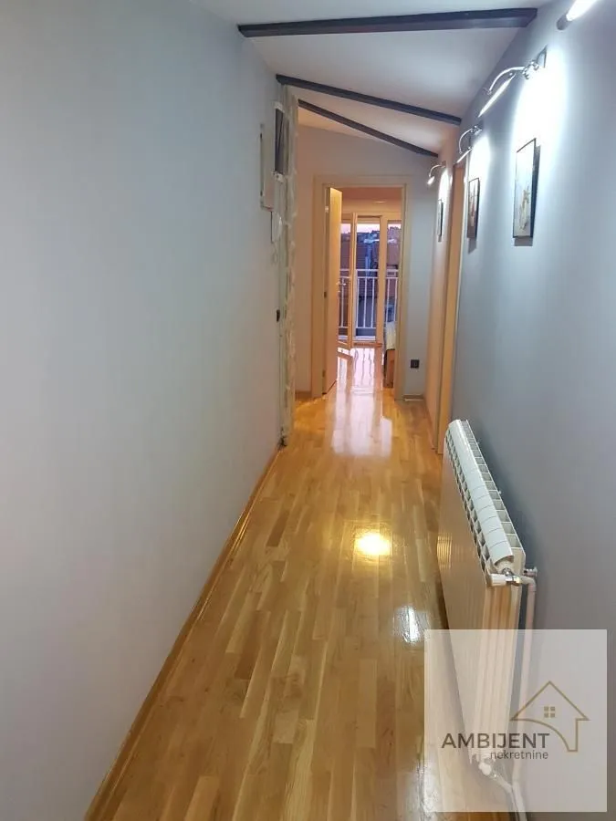 Rent, three bedroom apartment, 73m², Crveni Krst, Beograd