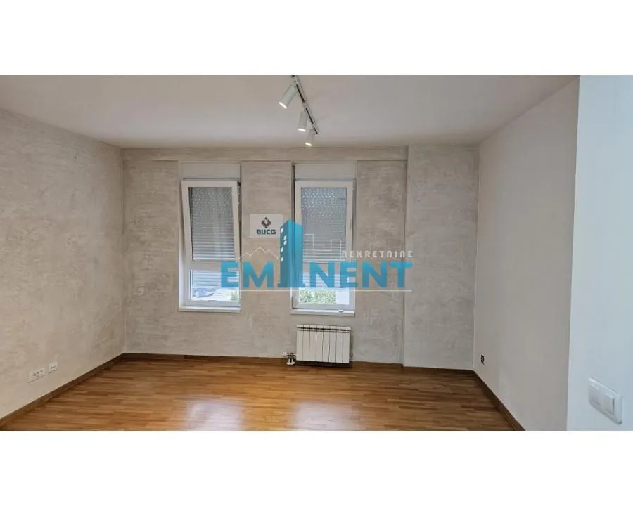 Izdavanje, stan, 57m², Ada, Beograd