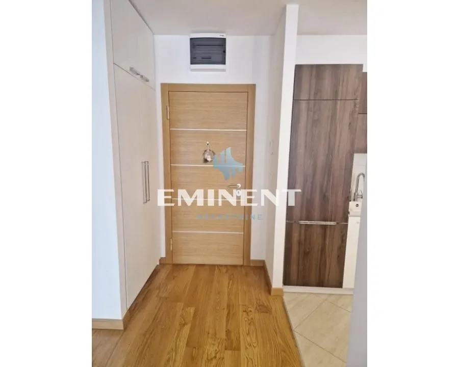 Izdavanje, dvosoban stan, 56m², Novi Beograd Blok 65, Novi Beograd Sve Podlokacije
