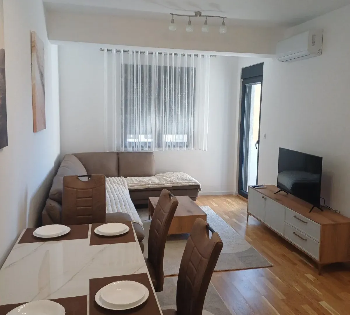 Rent, one bedroom apartment, 44m², Stari Aerodrom, Podgorica
