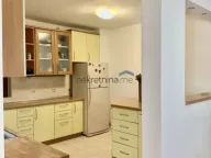 Izdavanje, trosoban stan, 110m², Gorica C, Podgorica - image 7