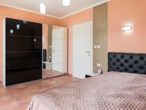 Sale, house, 190m², Kotor, Crna Gora - image 22