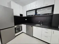 Izdavanje, jednosoban stan, 52m², City Kvart, Podgorica - image 1