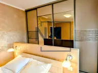 Rent, two bedroom apartment, 88m², City Kvart, Podgorica - image 11