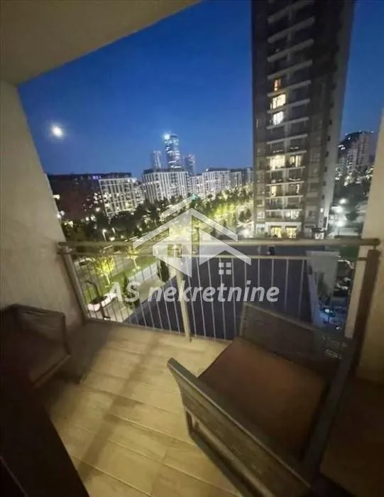 Prodaja, trosoban stan, 81m², Savski Venac, Beograd