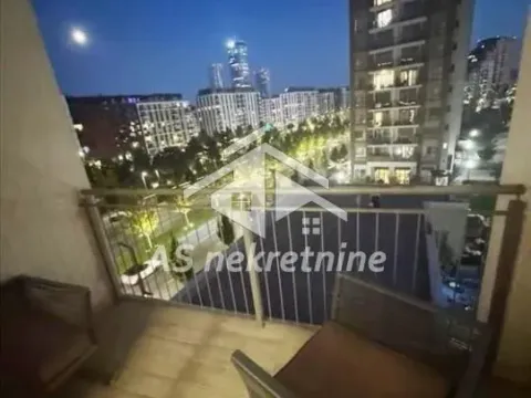 Izdavanje, trosoban stan, 81m², Savski Venac, Beograd - image 15