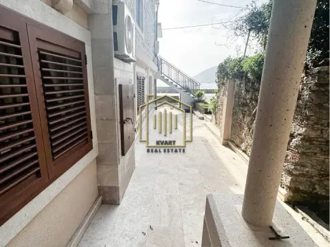 Prodaja, jednosoban stan, 57m², Donja Lastva, Tivat - image 3