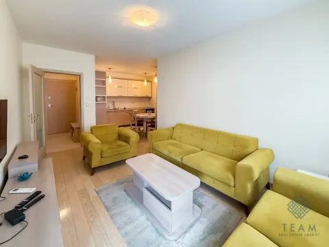 Rent, two bedroom apartment, 72m², City Kvart, Podgorica - image 2