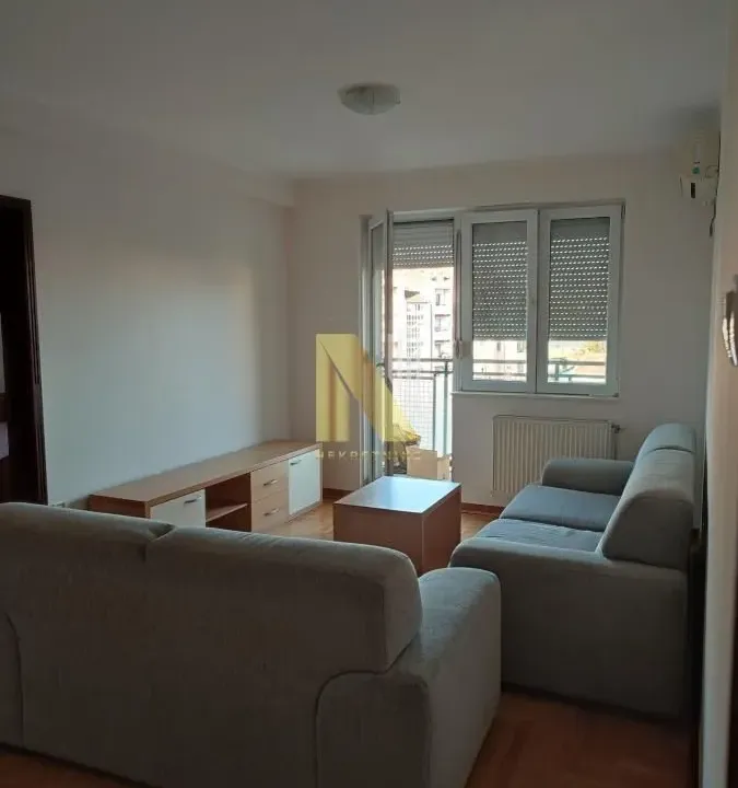 Prodaja, dvosoban stan, 45m², Bulevar Evrope, Novi Sad Sve Podlokacije
