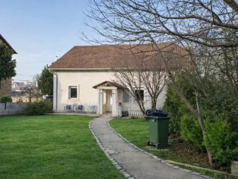 Sale, house, 205m², Altina, Beograd - image 11