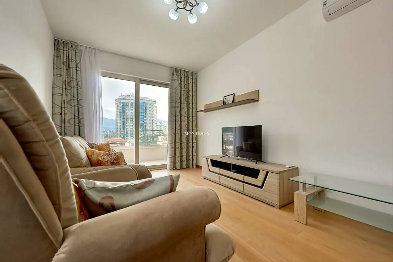 Rent, one bedroom apartment, 47m², Budva, Crna Gora