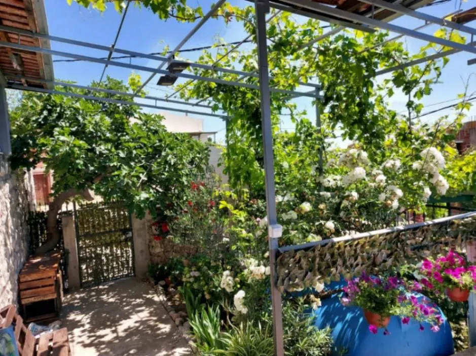 Prodaja, kuća, 284m², Dobre Vode, Bar