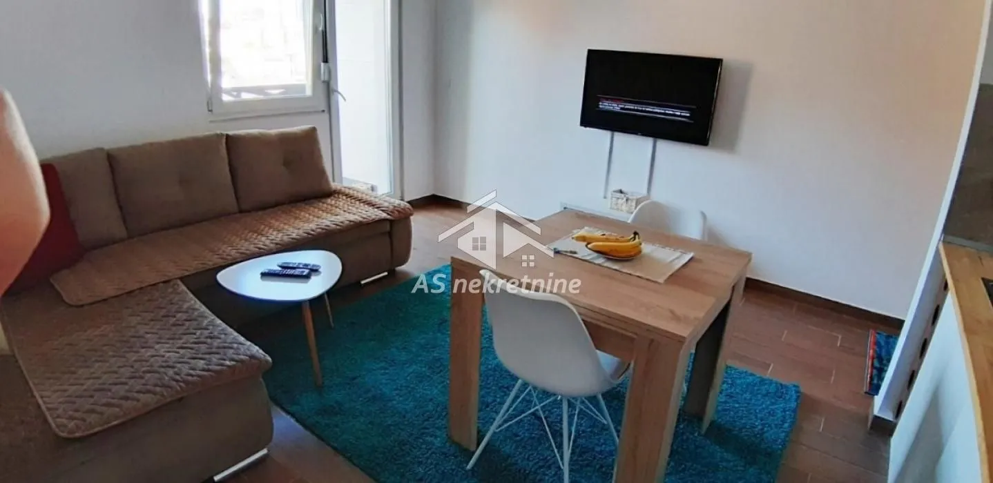 Izdavanje, stan, 43m², Uciteljsko Naselje, Zvezdara Sve Podlokacije