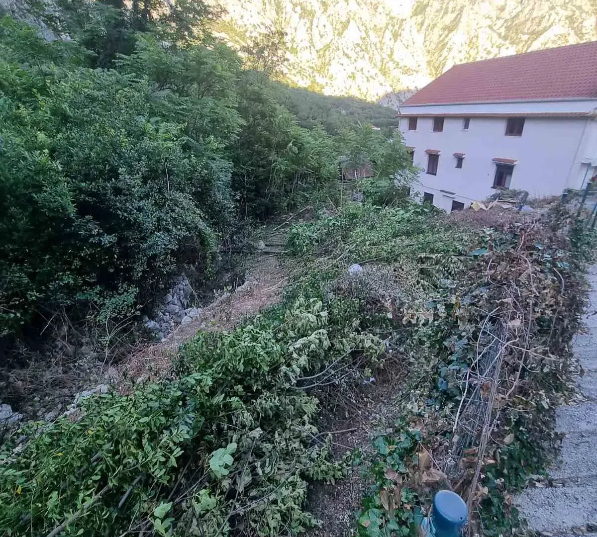 Prodaja, plac, 503m², Kotor, Crna Gora