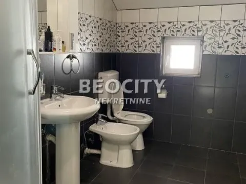 Sale, house, 500m², Miljakovac, Rakovica - image 9