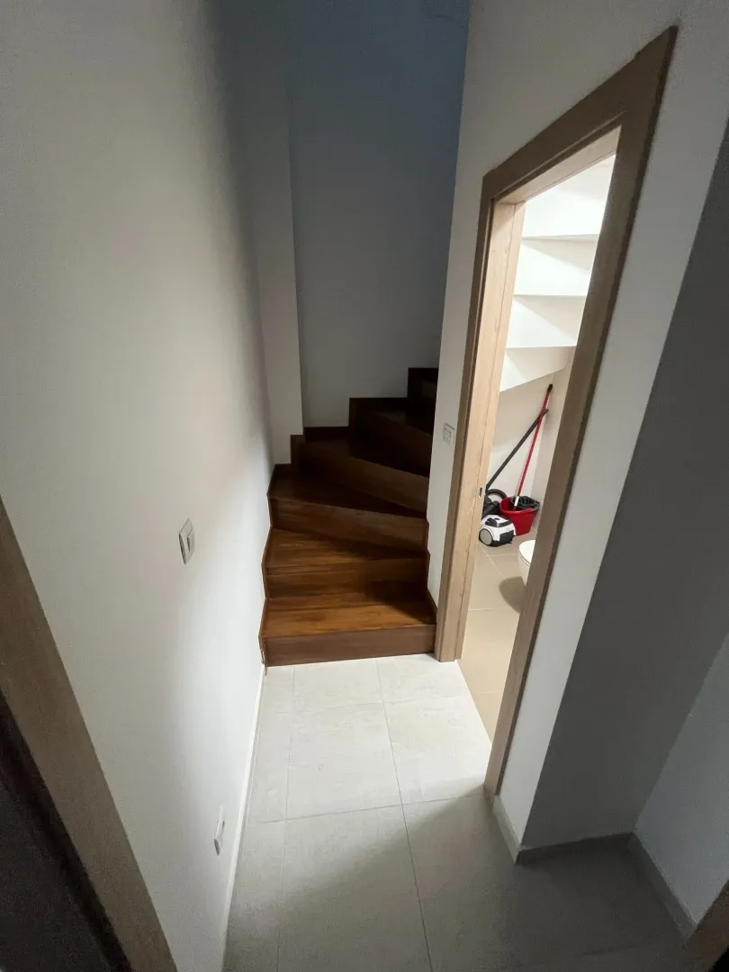 Izdavanje, dvosoban stan, 69m², Master Kvart, Podgorica