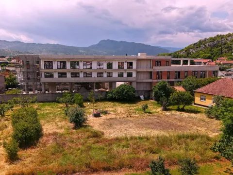 Rent, office space, 2000m², Donja Gorica, Podgorica - image 12