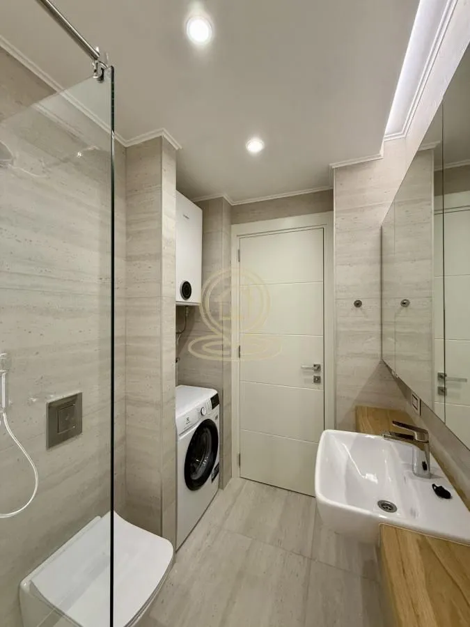 Izdavanje, jednosoban stan, 40m², Sajmište, Novi Sad