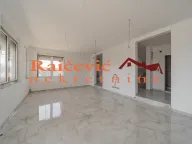 Prodaja, kuća, 320m², Voždovac Sve Podlokacije, Beograd - image 12