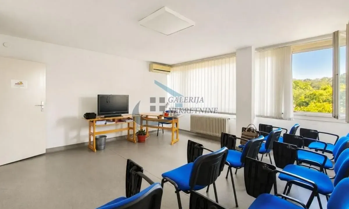 Sale, two bedroom apartment, 57m², Šumice, Beograd