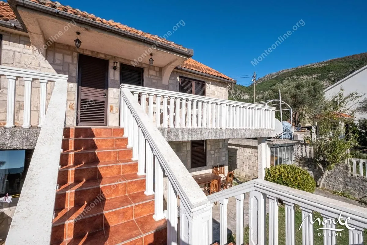 Prodaja, kuća, 153m², Tivat, Crna Gora