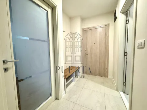 Sale, one bedroom apartment, 49m², Central Point, Podgorica - image 10