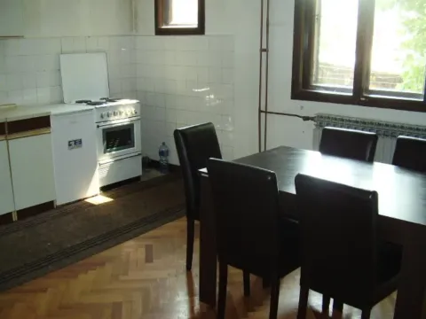 Sale, house, 180m², Ćuprija, Srbija - image 5