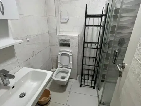 Izdavanje, jednosoban stan, 42m², Dalmatinska ulica, Podgorica - image 6