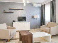 Izdavanje, jednosoban stan, 90m², Bečići, Budva - image 4