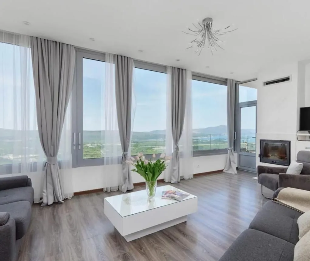 Prodaja, kuća, 260m², Kavač, Kotor