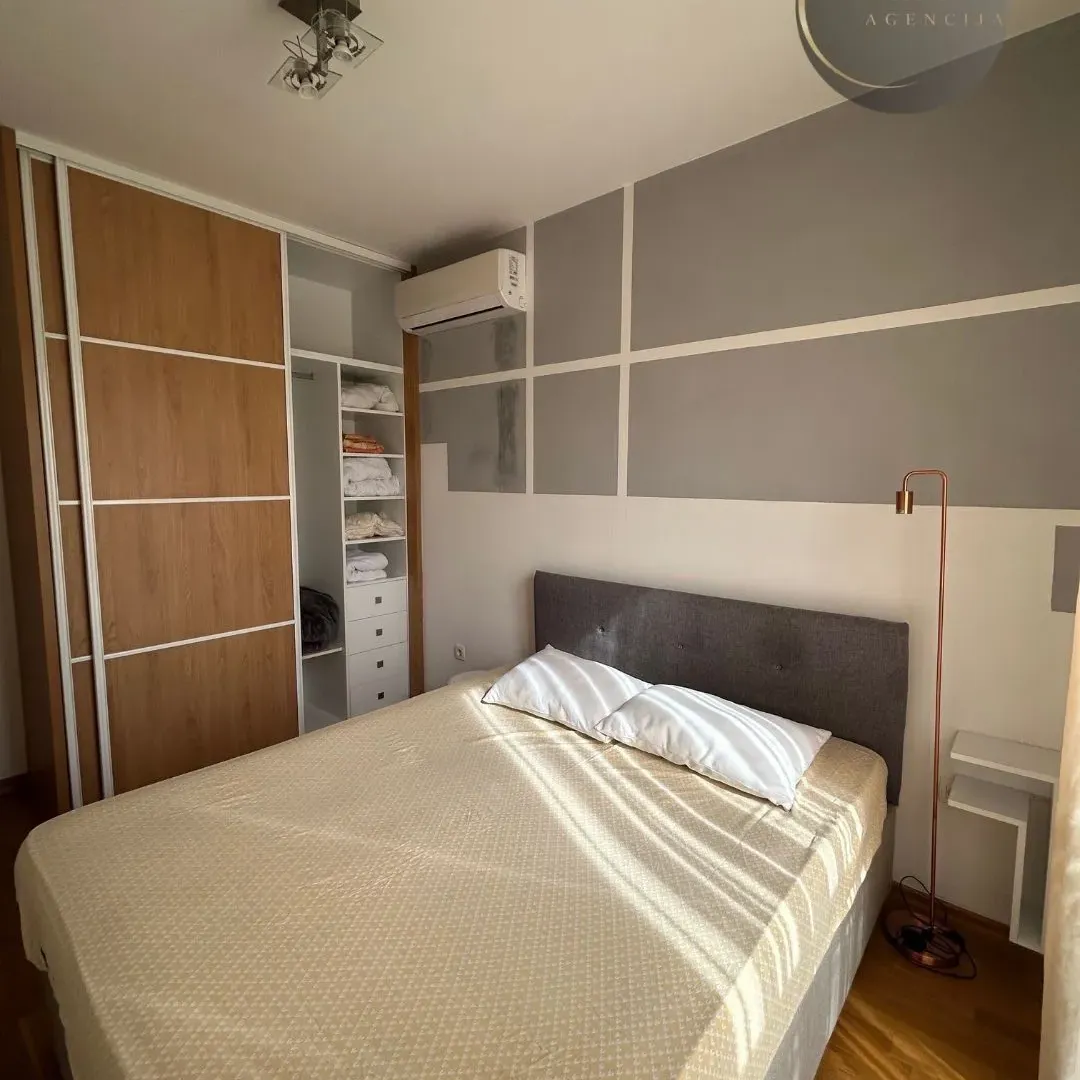 Izdavanje, dvosoban stan, 60m², Blok 9, Podgorica