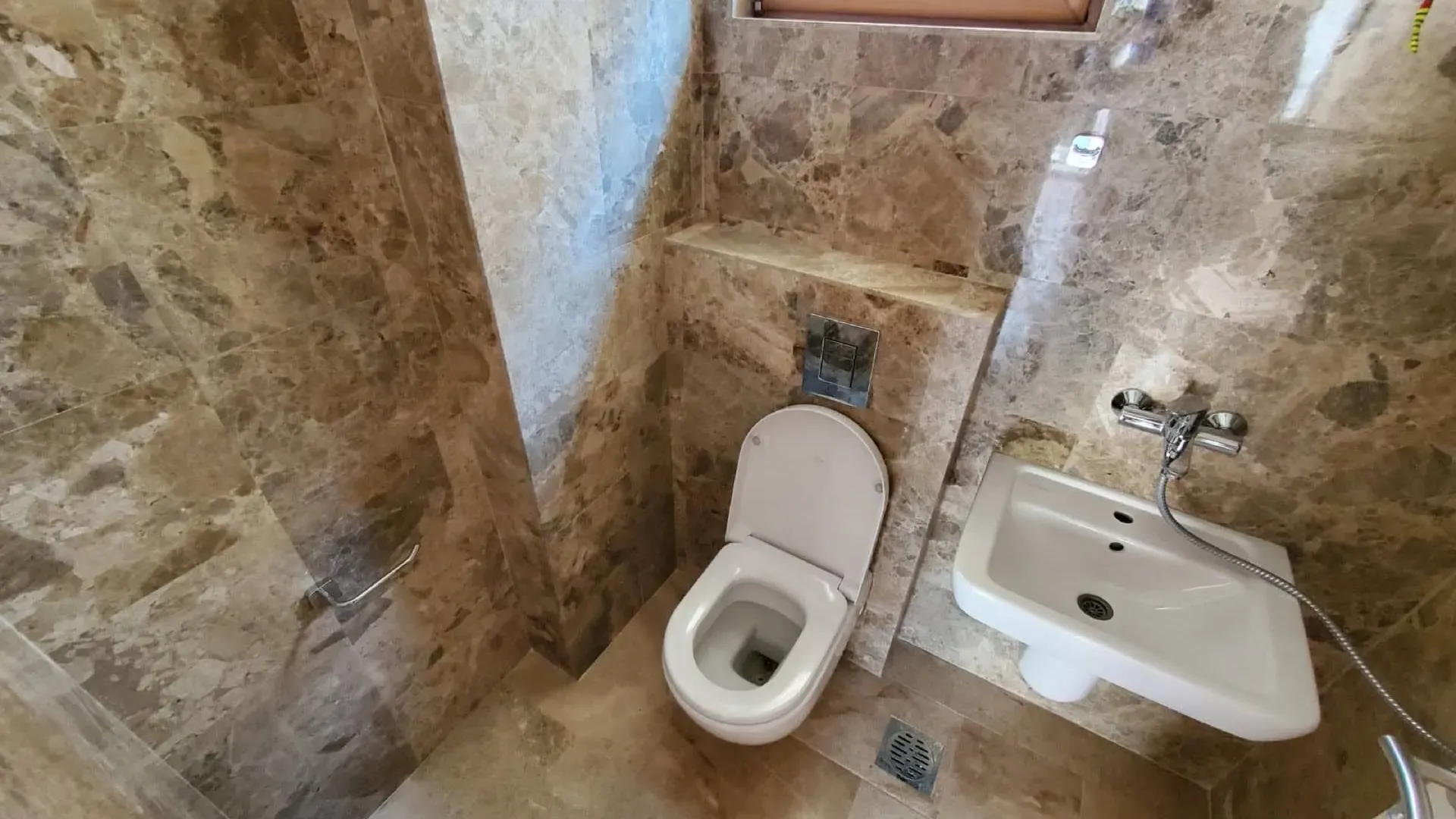 Sale, apartment, 136m², Pržno, Budva