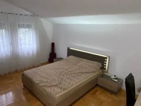 Rent, house, 250m², Tuzi, Podgorica - image 8