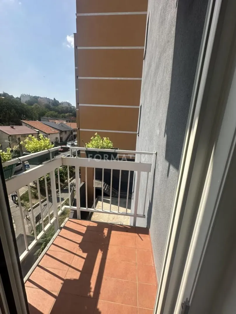 Rent, three bedroom apartment, 83m², Karaburma, Palilula Sve Podlokacije