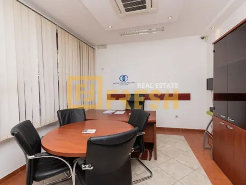 Rent, office space, 81m², Ostalo, Podgorica - image 2