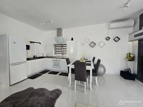 Prodaja, kuća, 140m², Zelenika, Herceg Novi - image 4