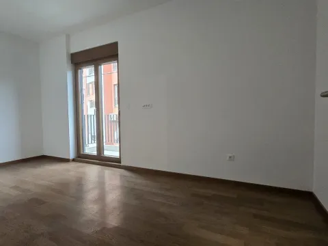 Rent, apartment, 90m², Vezirov Most, Podgorica - image 14
