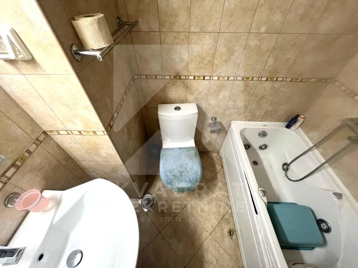 Prodaja, petosoban stan, 193m², Preko Morače, Podgorica
